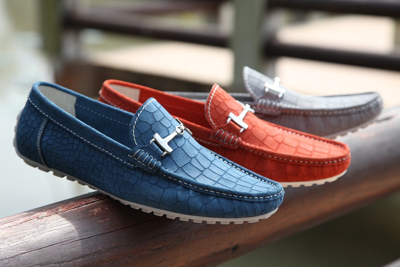 What Men's Shoes To Wear With Jeans? ARQS.PK What Men's Shoes To Wear With Jeans? ARQS.PK