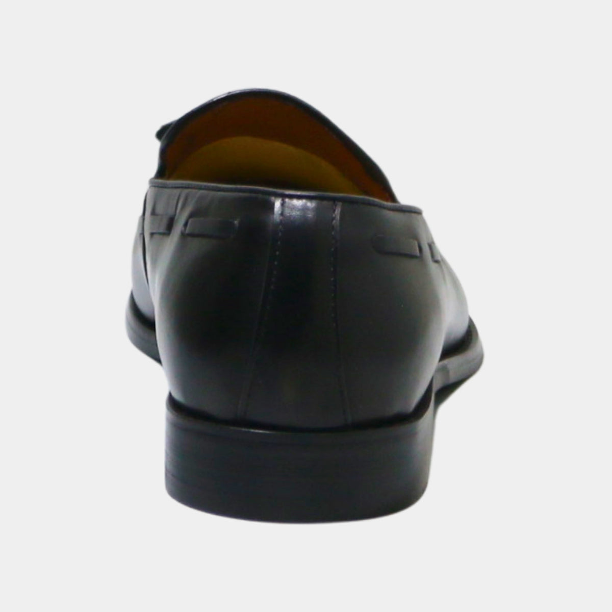 ARQS.PK 761N black leather loafer shoe viewed from the back showing the heel and stitching detail