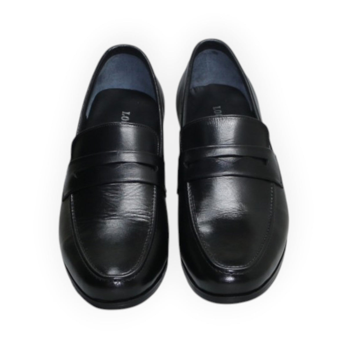 ARQS.PK black leather penny loafer dress shoes with a polished finish and traditional strap detail
