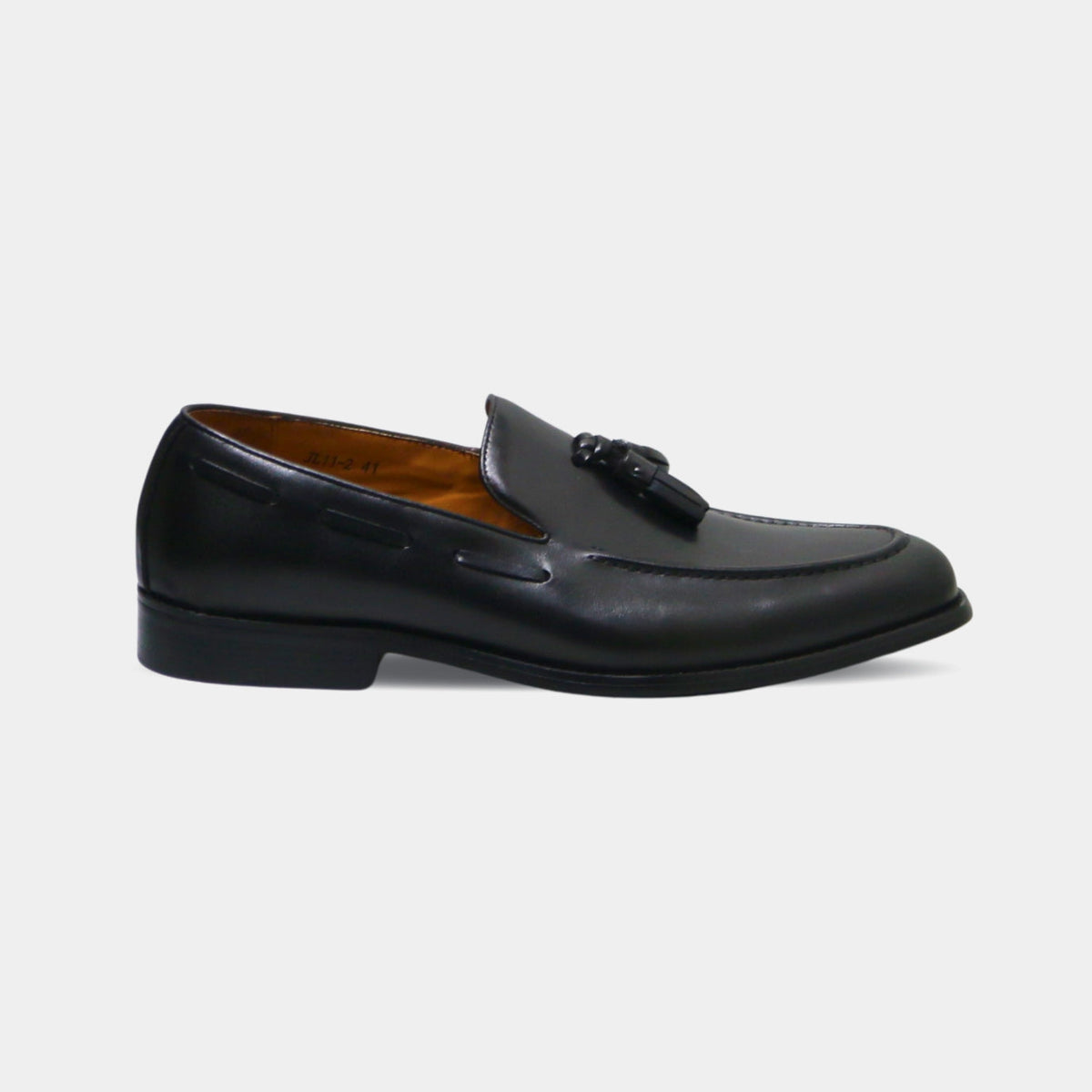 ARQS.PK 761N black leather tassel loafers with a classic slip-on design for formal and casual wear