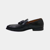 ARQS.PK 761N black leather tassel loafers with a classic slip-on design for formal and casual wear.