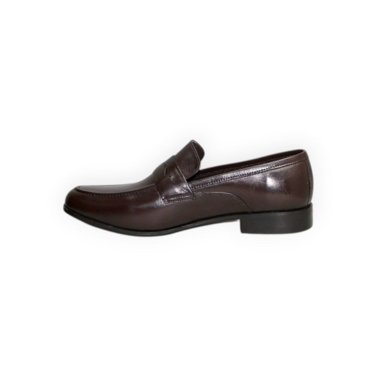 ARQS.PK brown leather penny loafer dress shoe with a polished finish and traditional strap detail